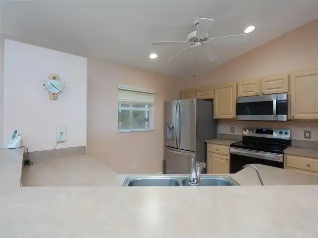 Listing Photo 13