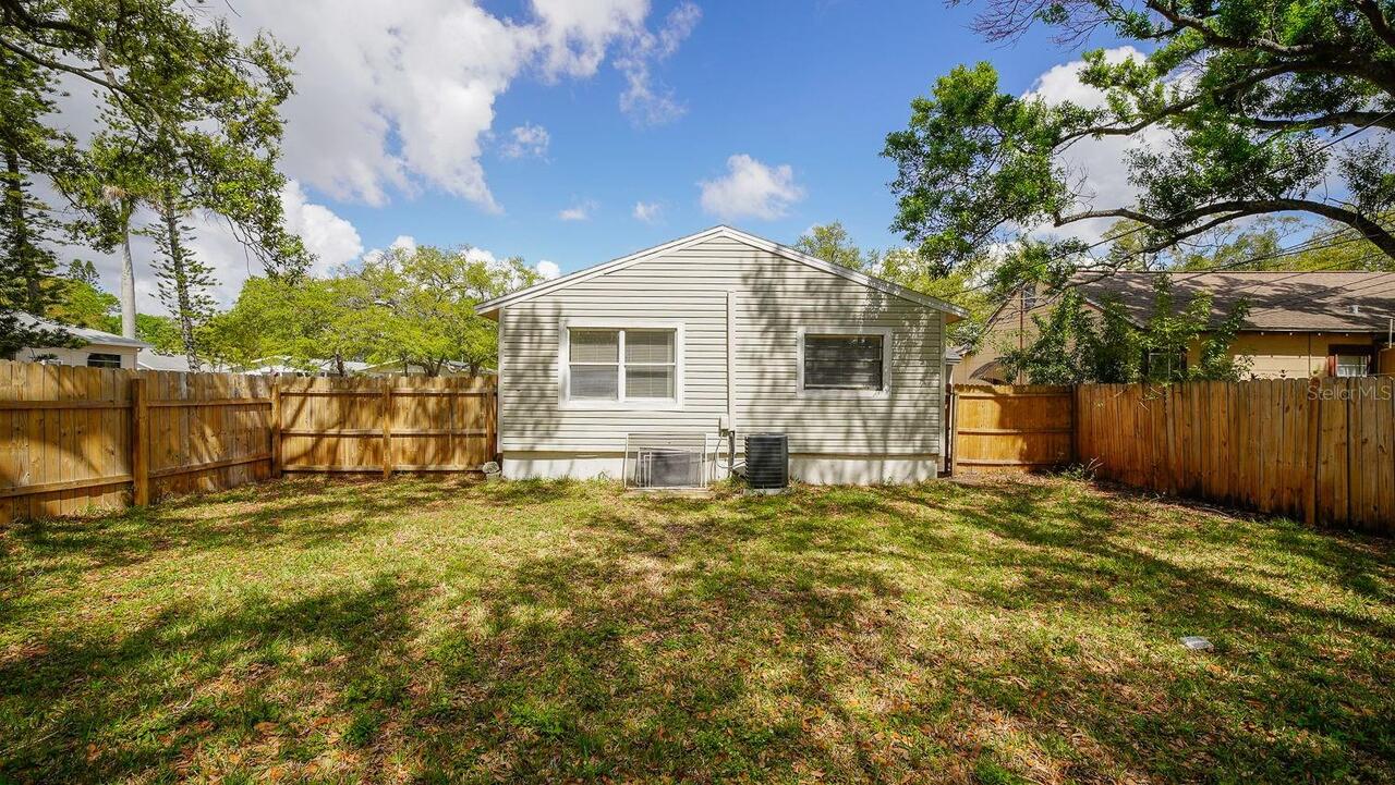 Listing Photo 22