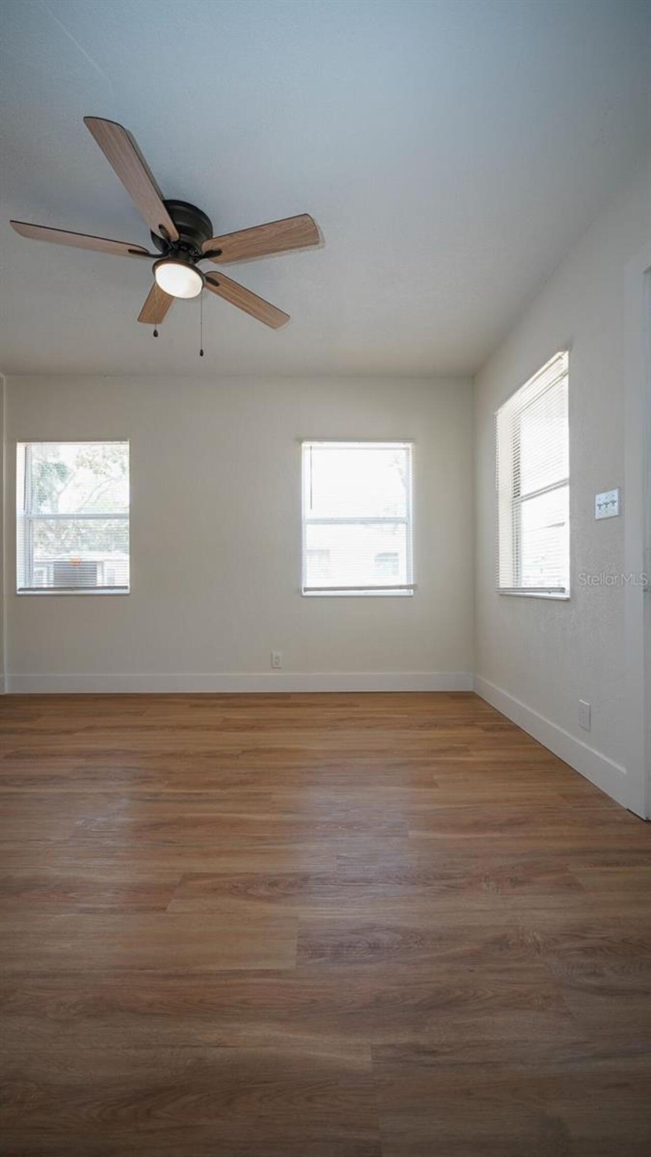 Listing Photo 28