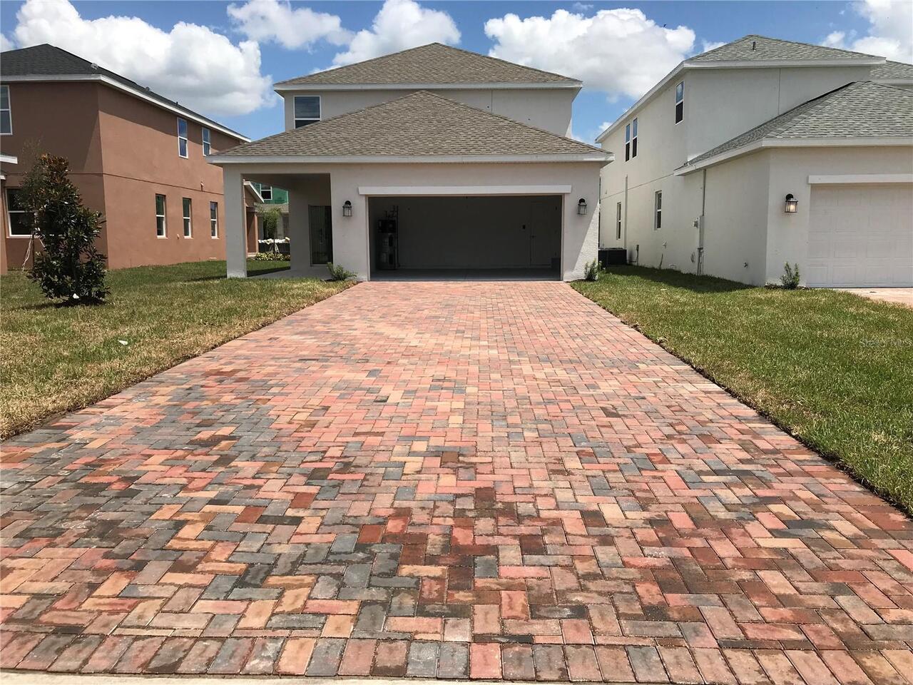 Listing Photo 14
