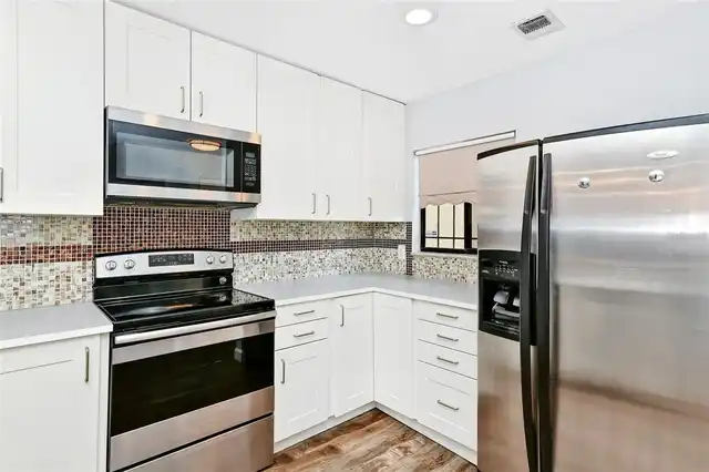 Listing Photo 13