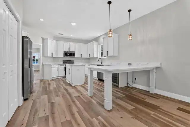Listing Photo 19