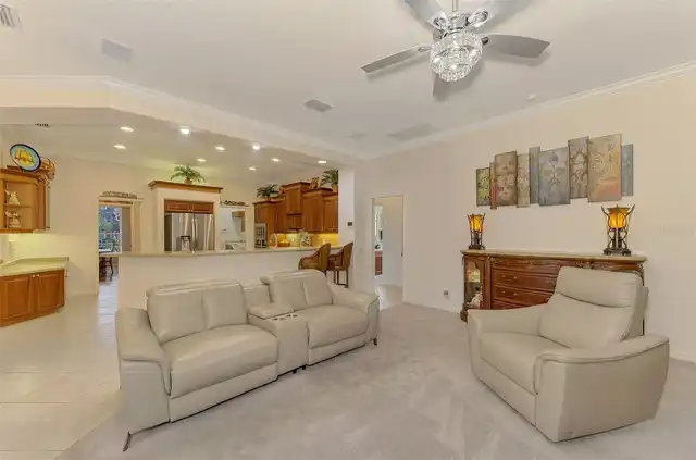 Listing Photo 29