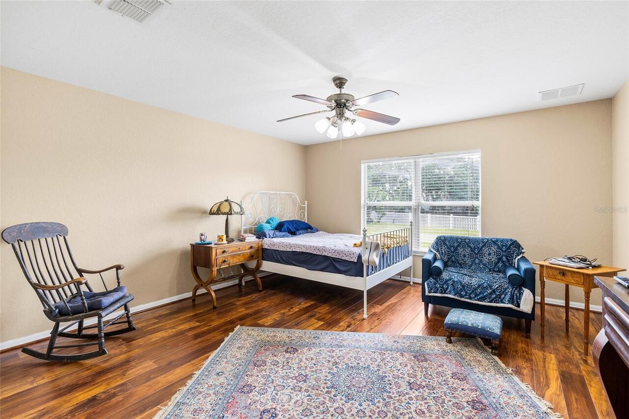 Listing Photo 21