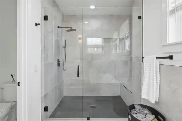 Listing Photo 24