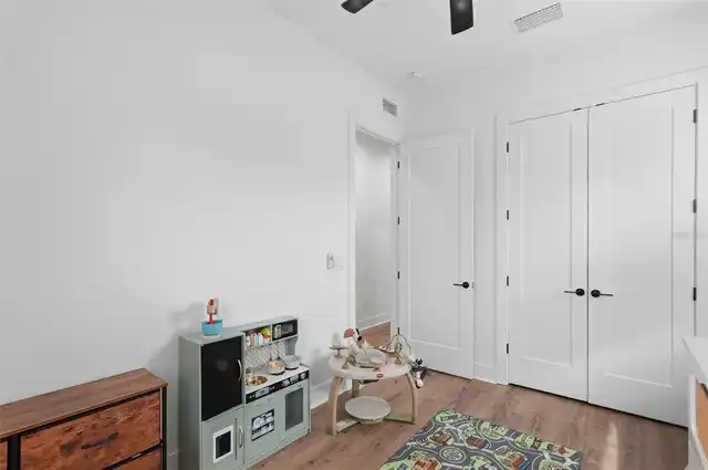 Listing Photo 37