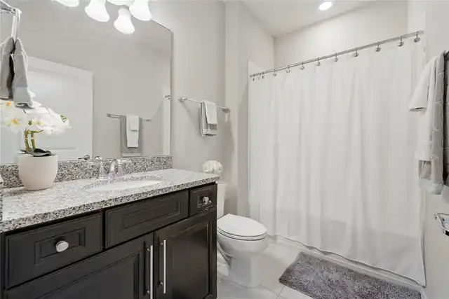 Listing Photo 9