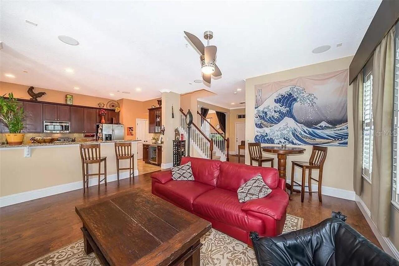 Listing Photo 12