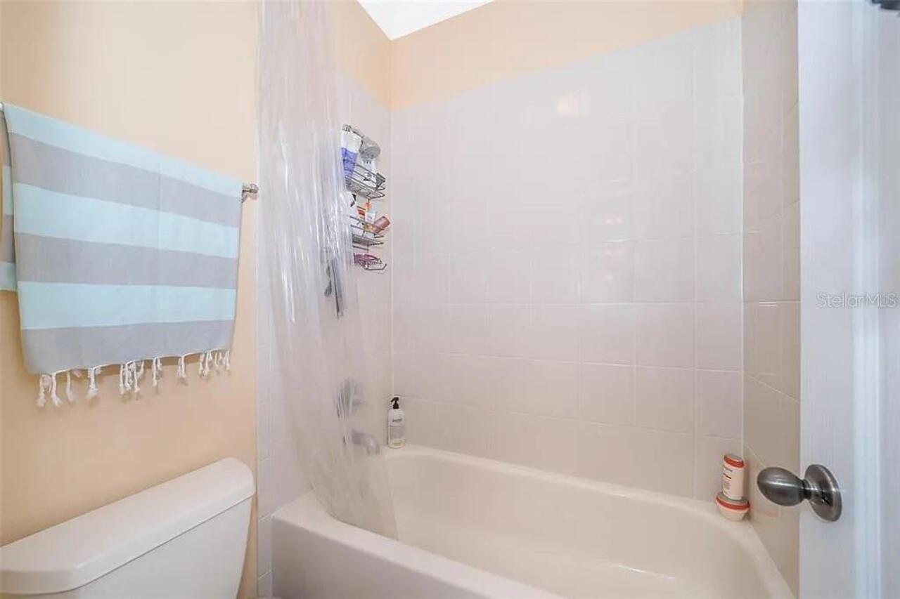 Listing Photo 24