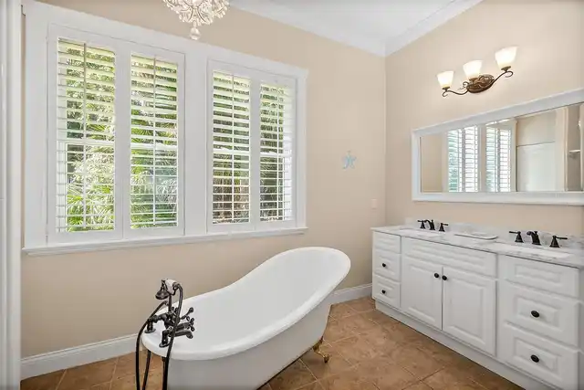 Listing Photo 18