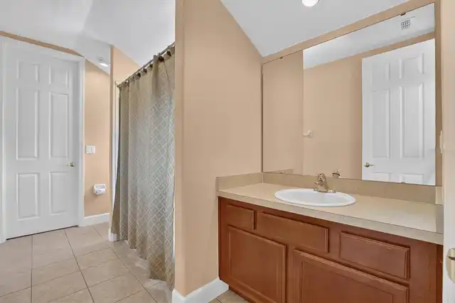 Listing Photo 37