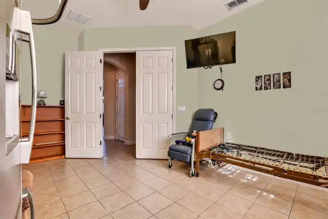 Listing Photo 42