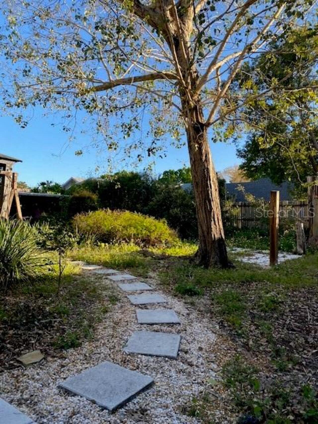 Listing Photo 21