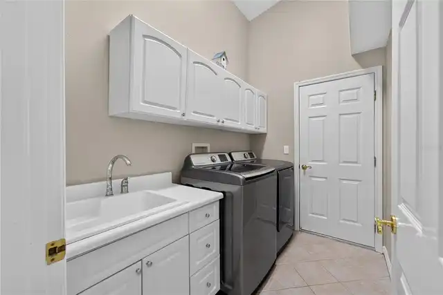 Listing Photo 43