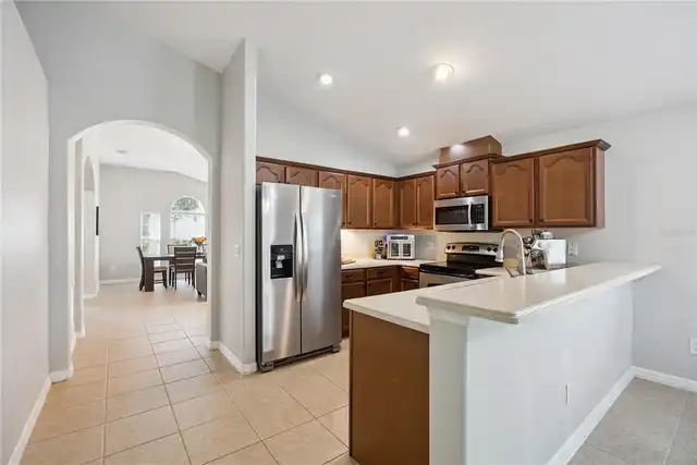 Listing Photo 10
