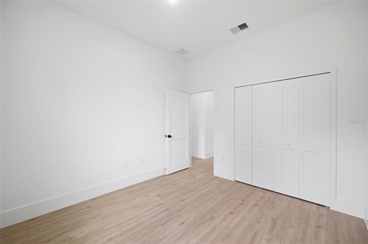 Listing Photo 33