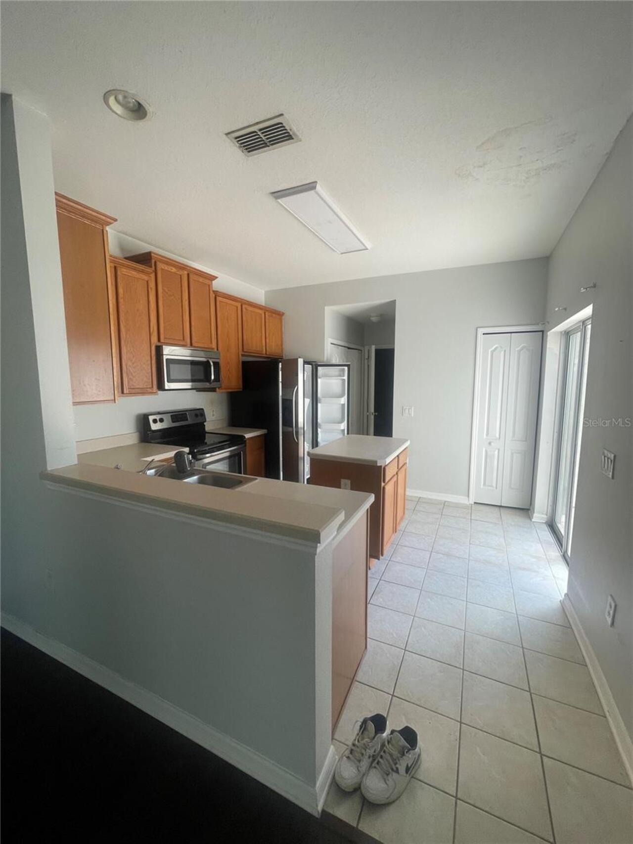 Listing Photo 9