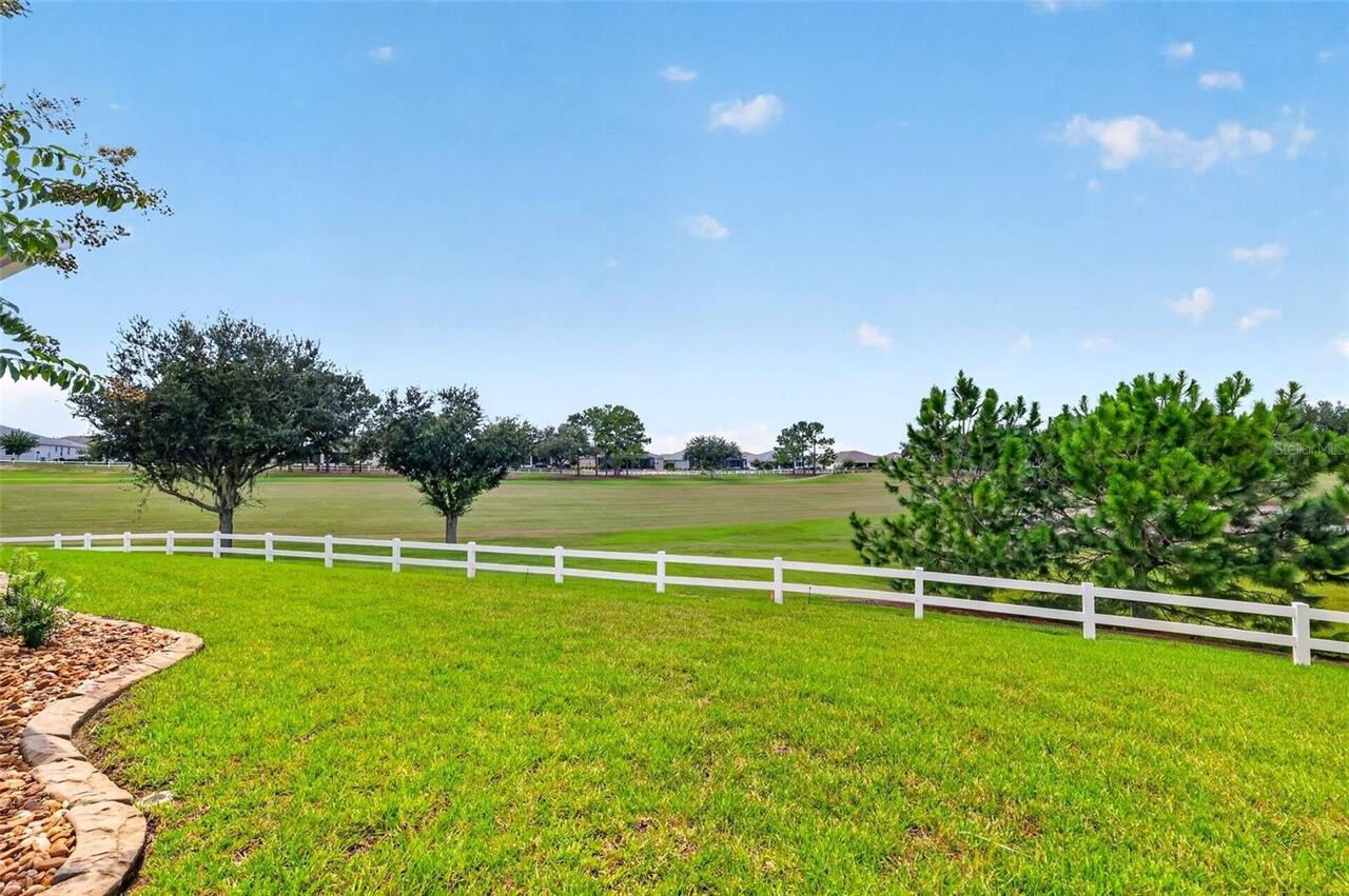 Listing Photo 43