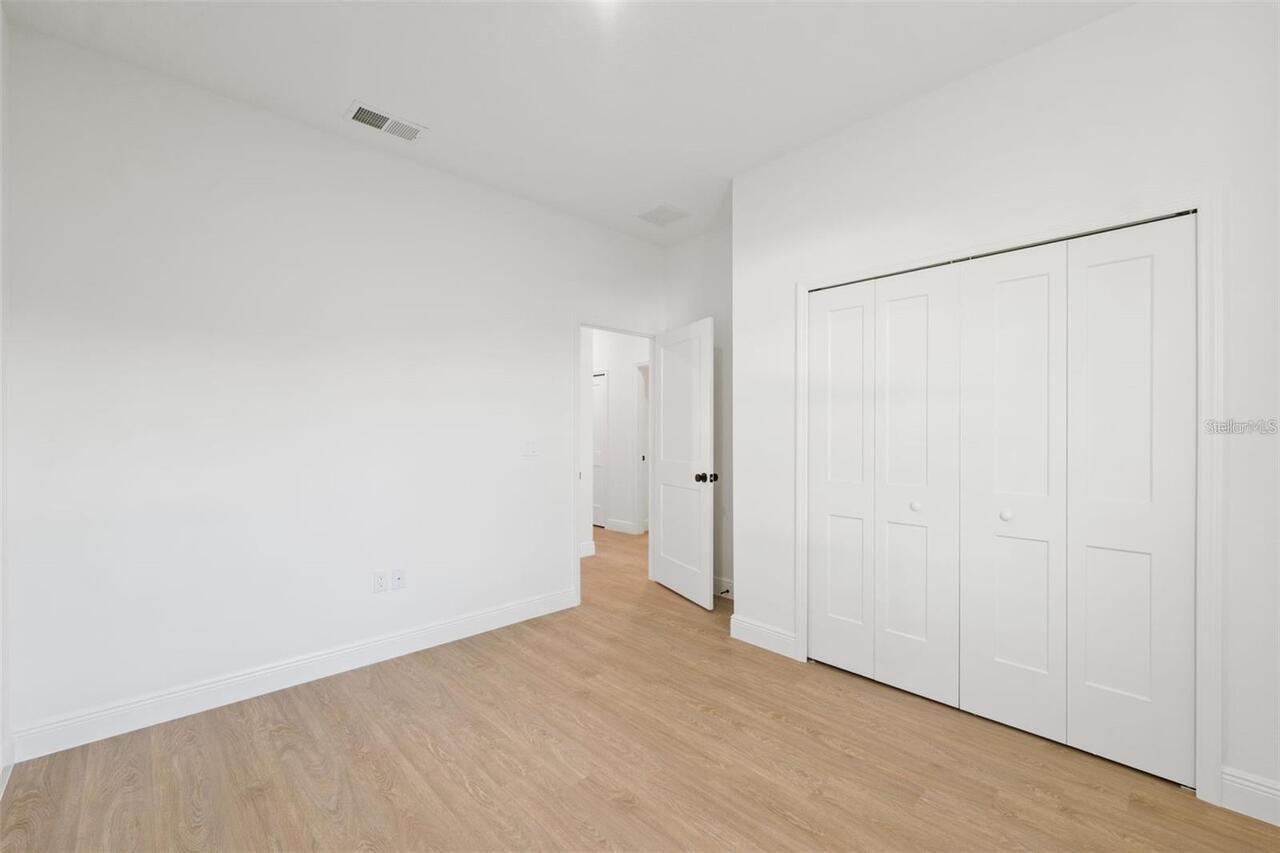 Listing Photo 24