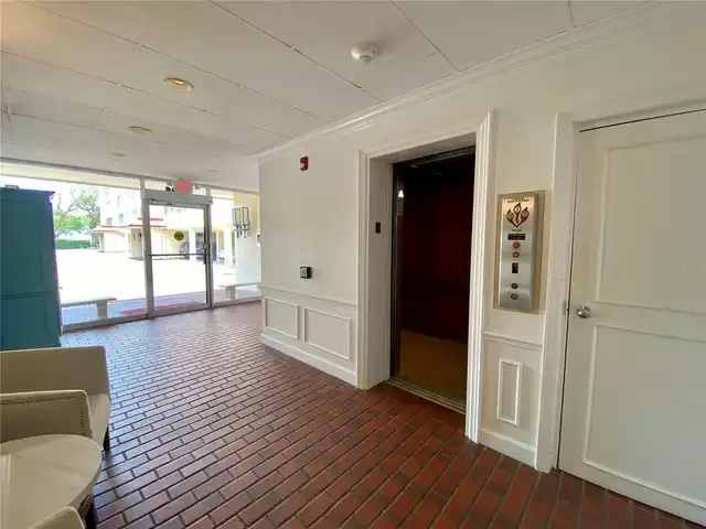 Listing Photo 8