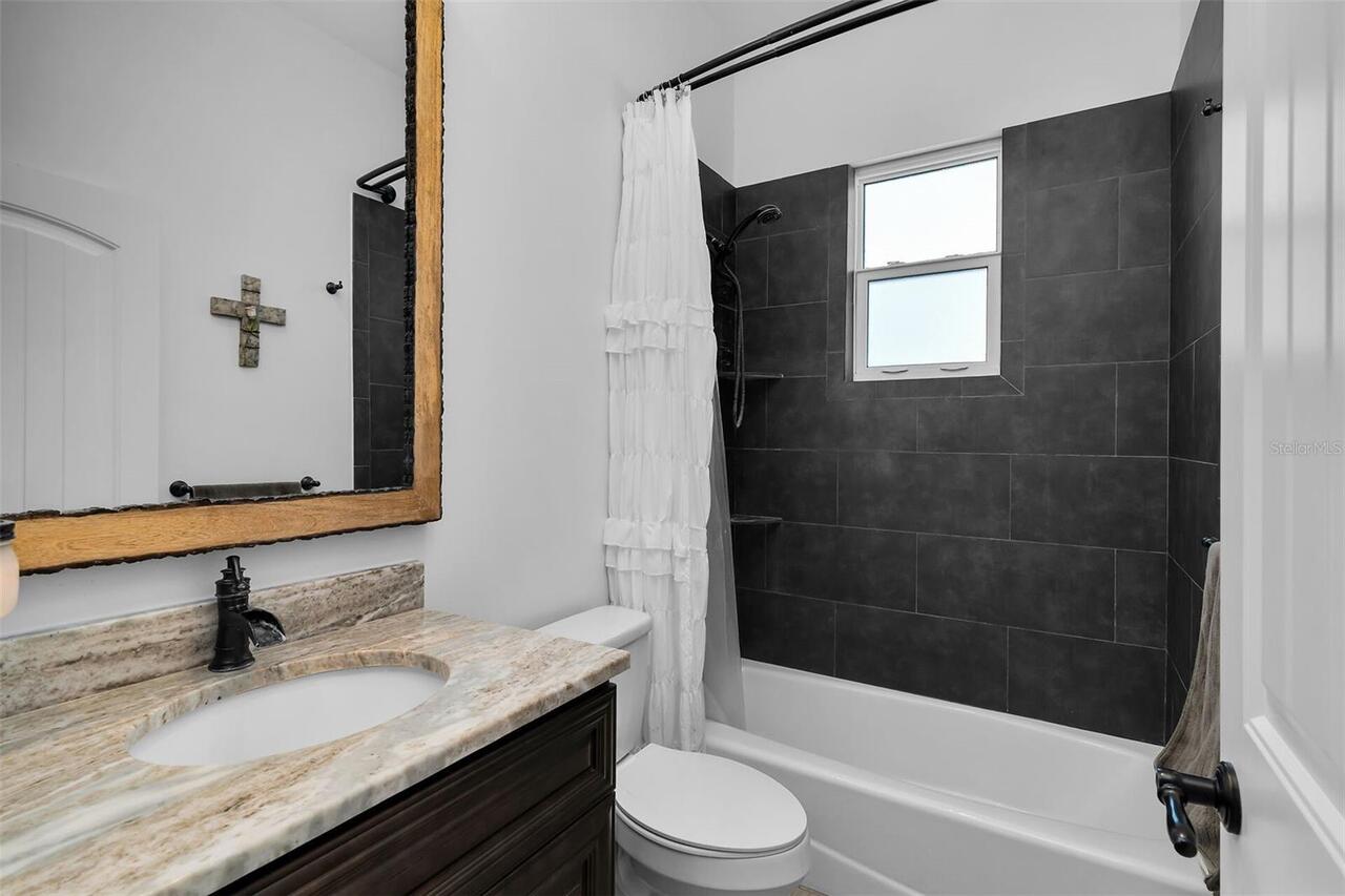 Listing Photo 24