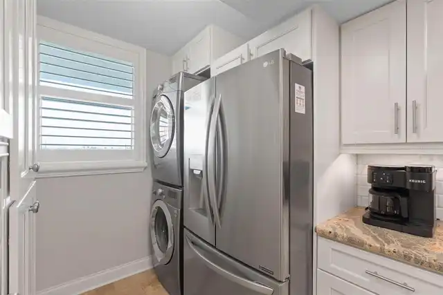 Listing Photo 9