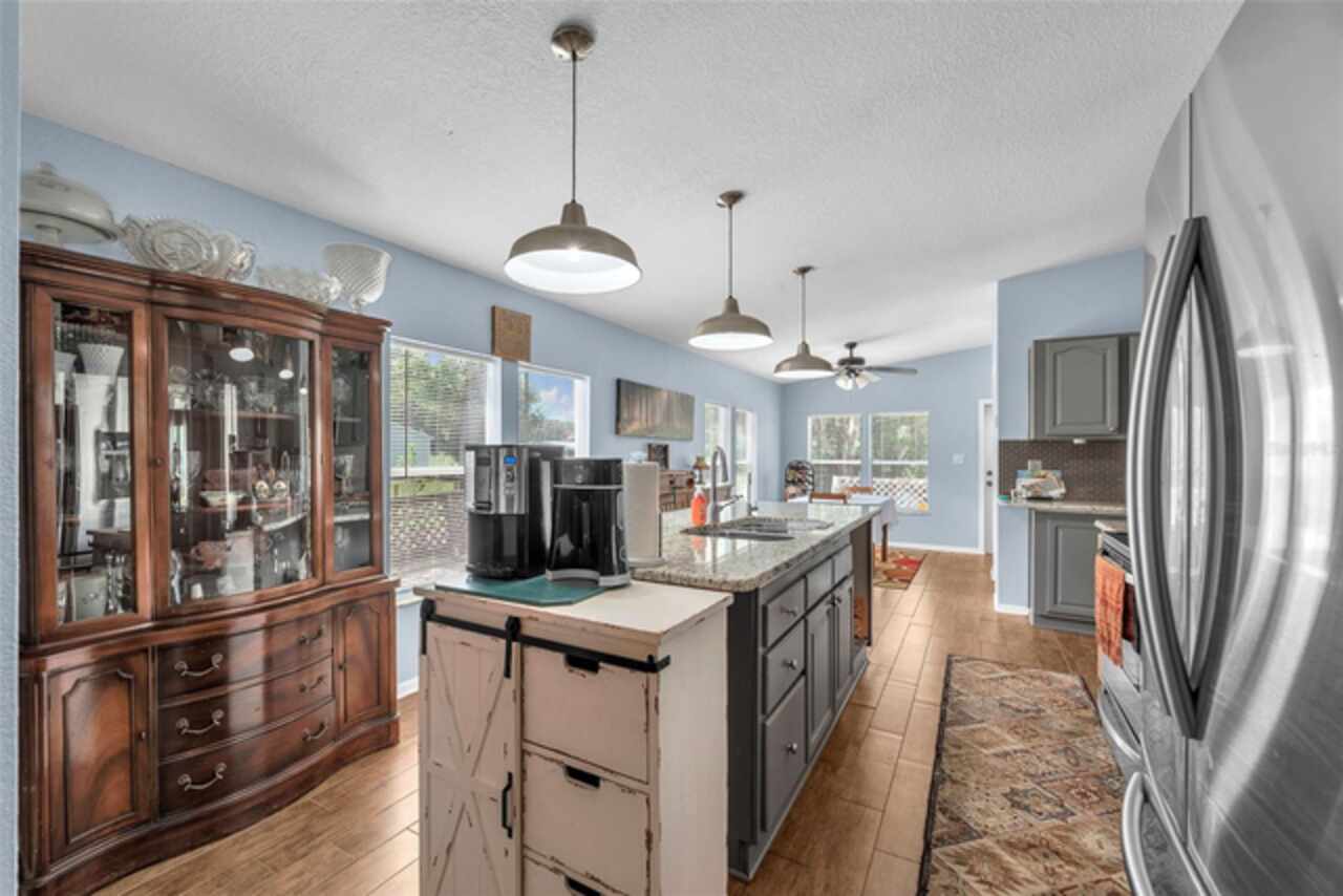 Listing Photo 19