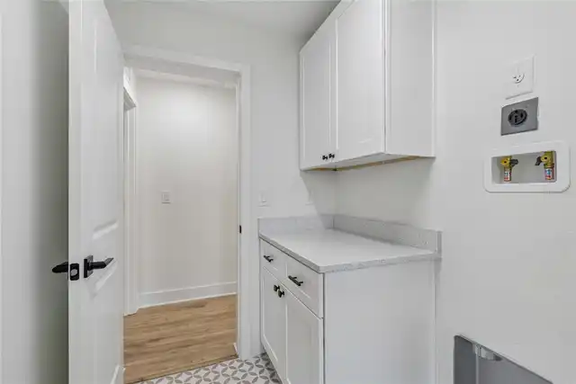 Listing Photo 32