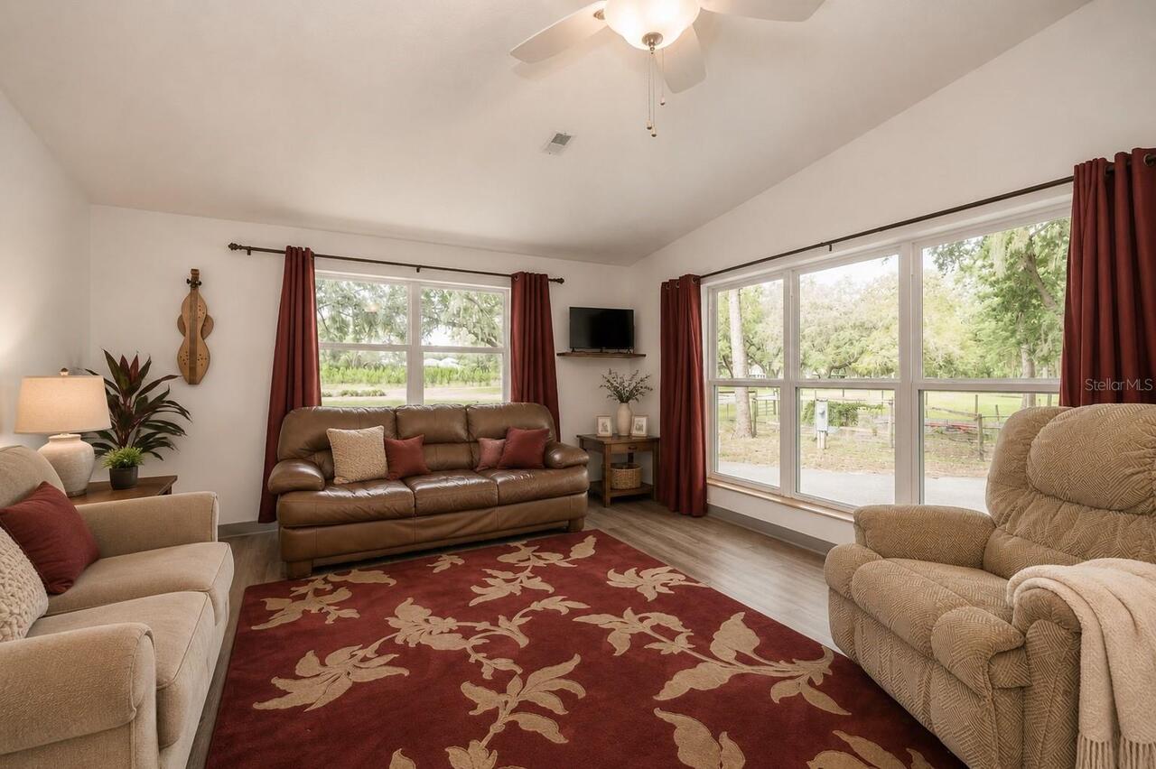 Listing Photo 23
