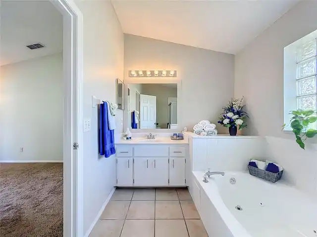 Listing Photo 32