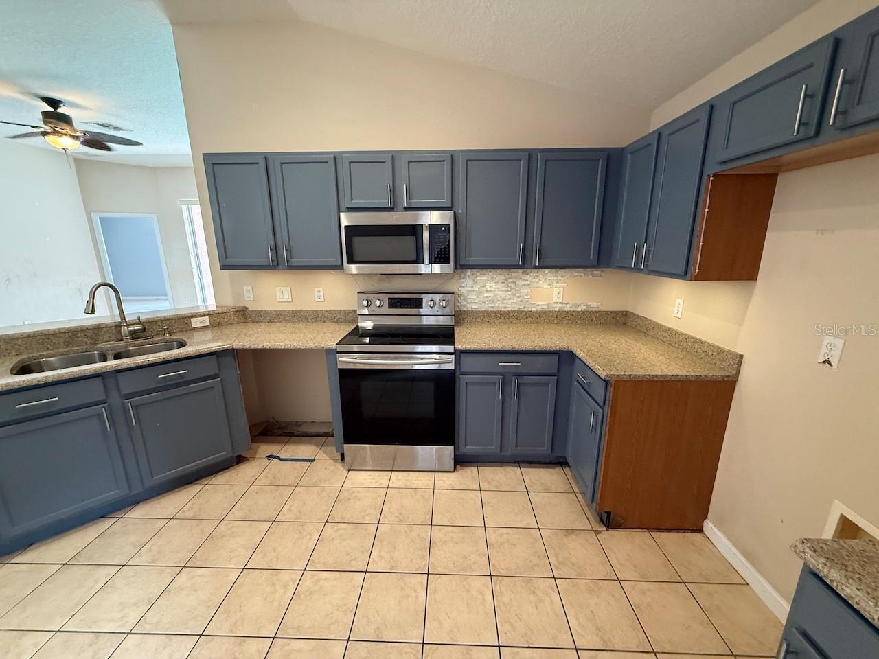 Listing Photo 8