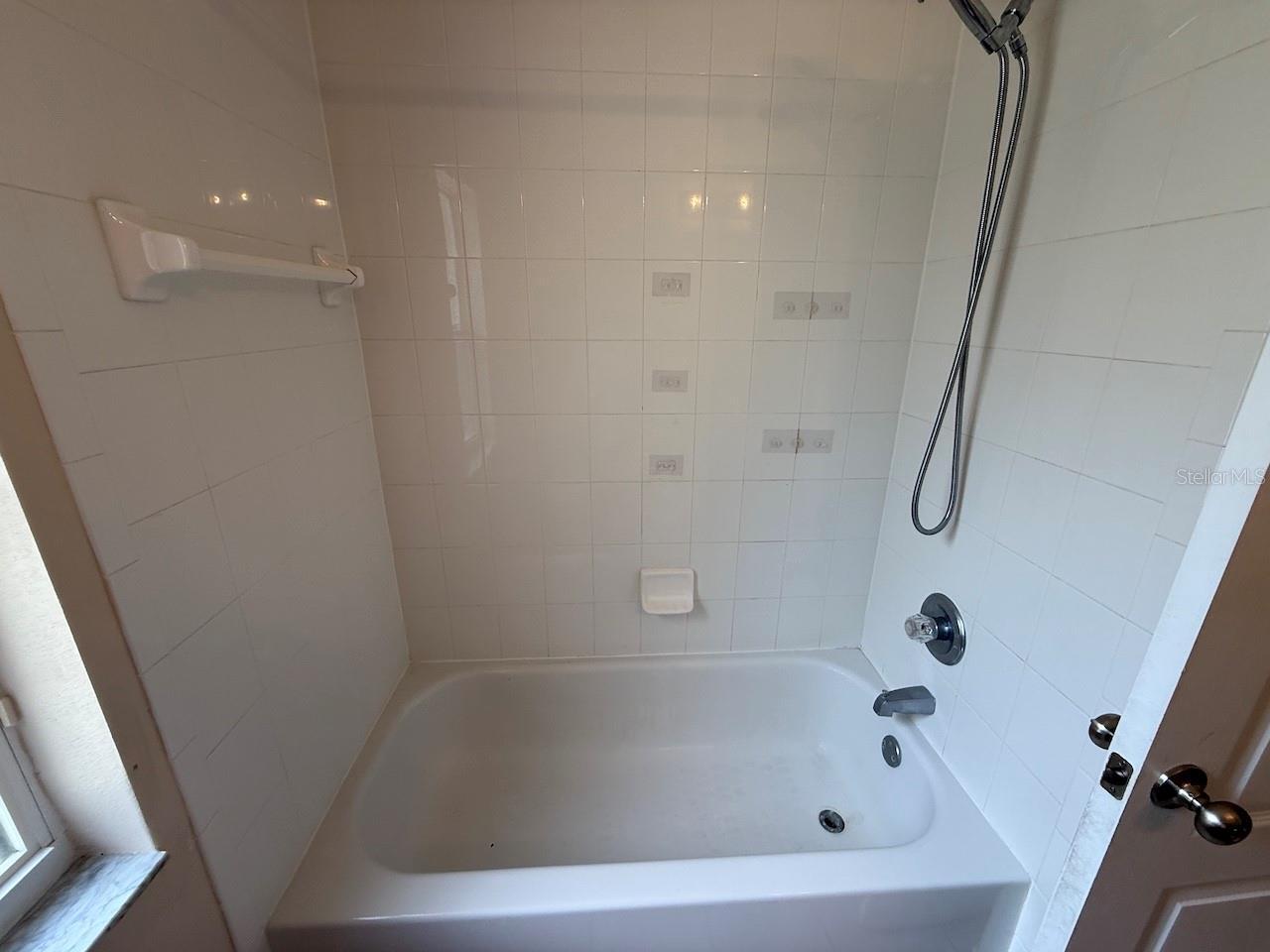 Listing Photo 24