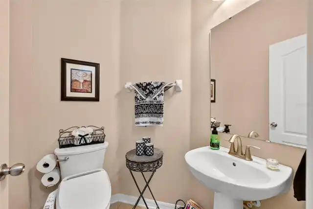 Listing Photo 9