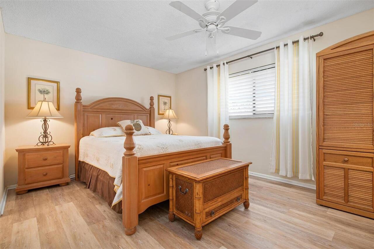 Listing Photo 20