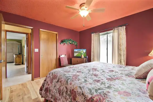 Listing Photo 42