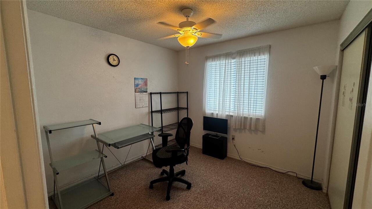 Listing Photo 12