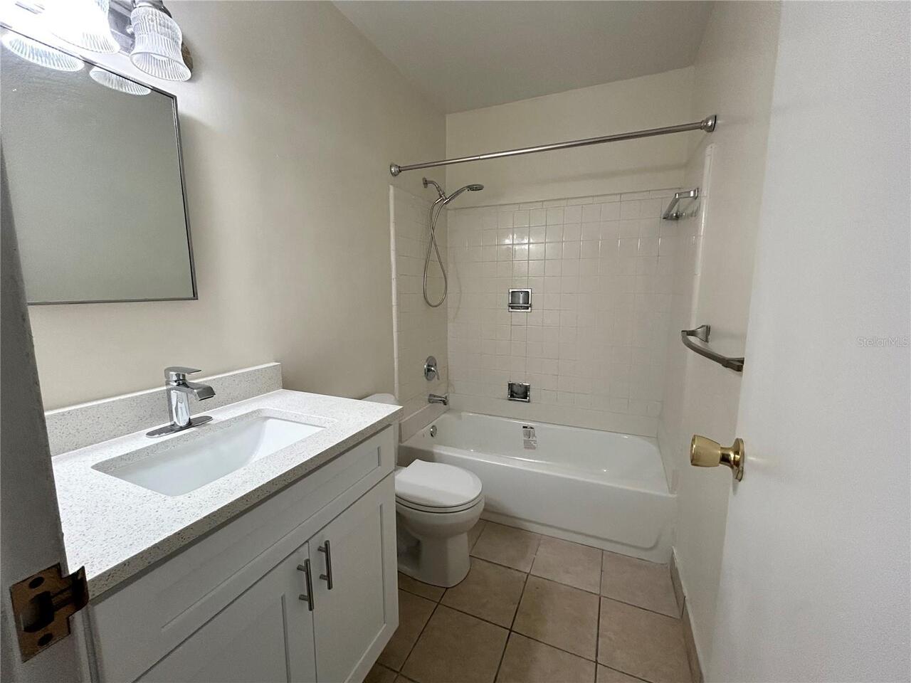 Listing Photo 9