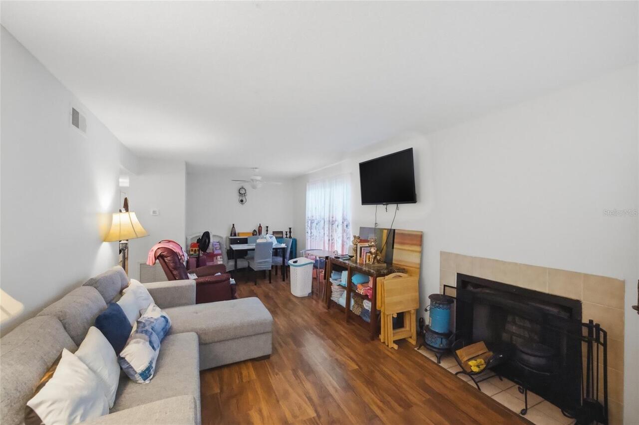 Listing Photo 7