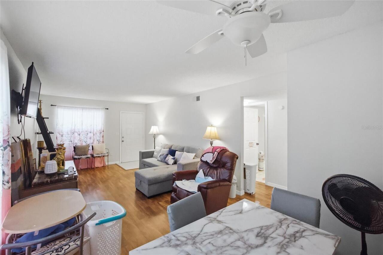 Listing Photo 8