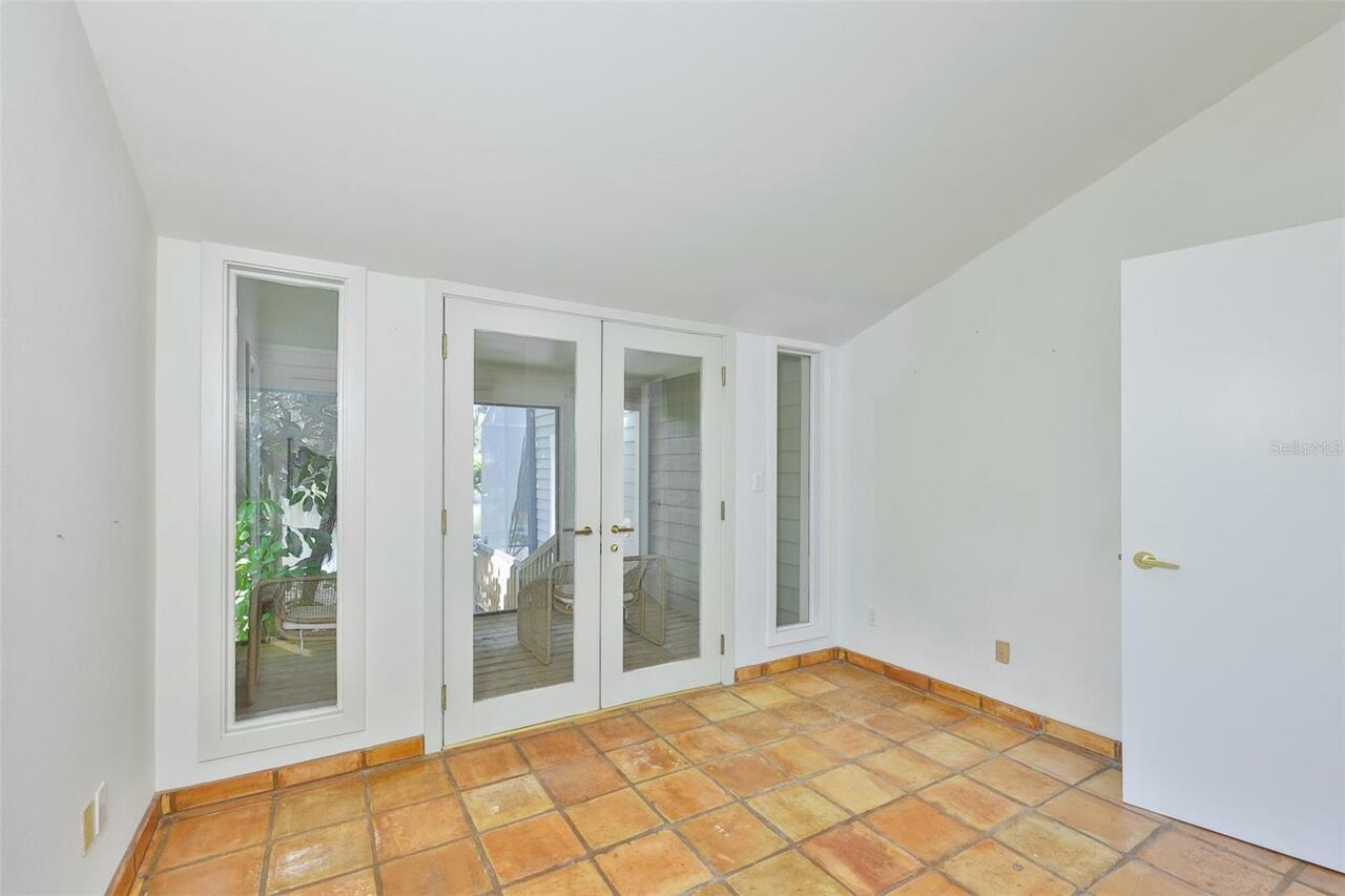 Listing Photo 34