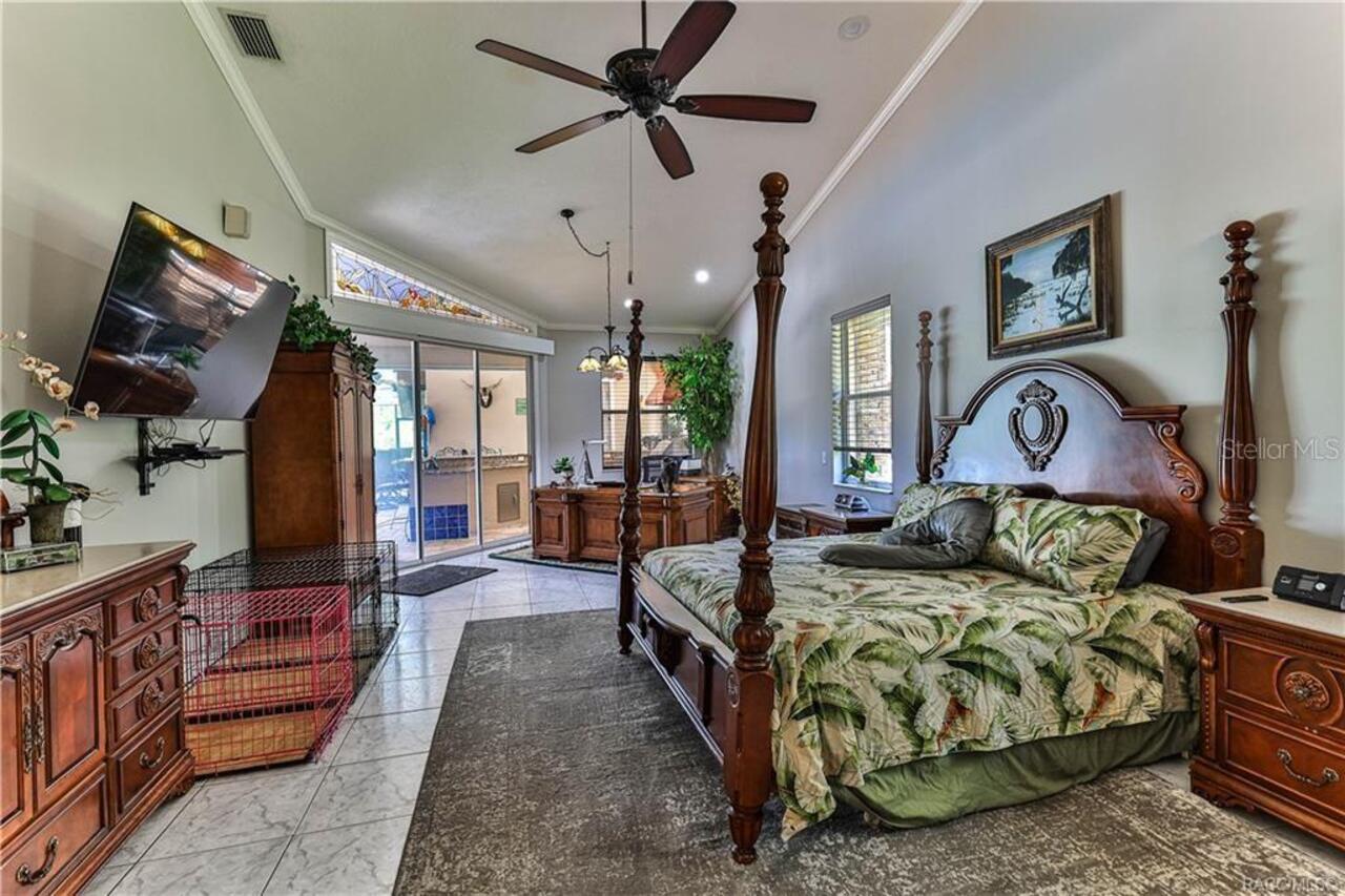 Listing Photo 18