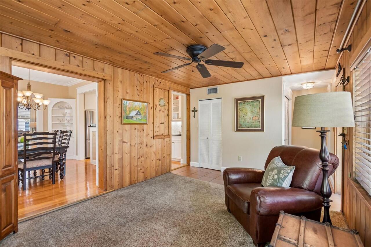 Listing Photo 14