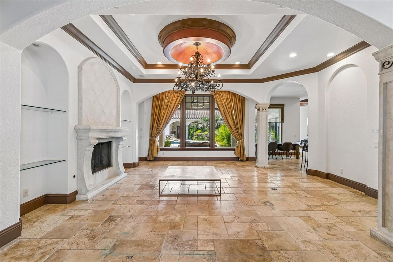 Listing Photo 11