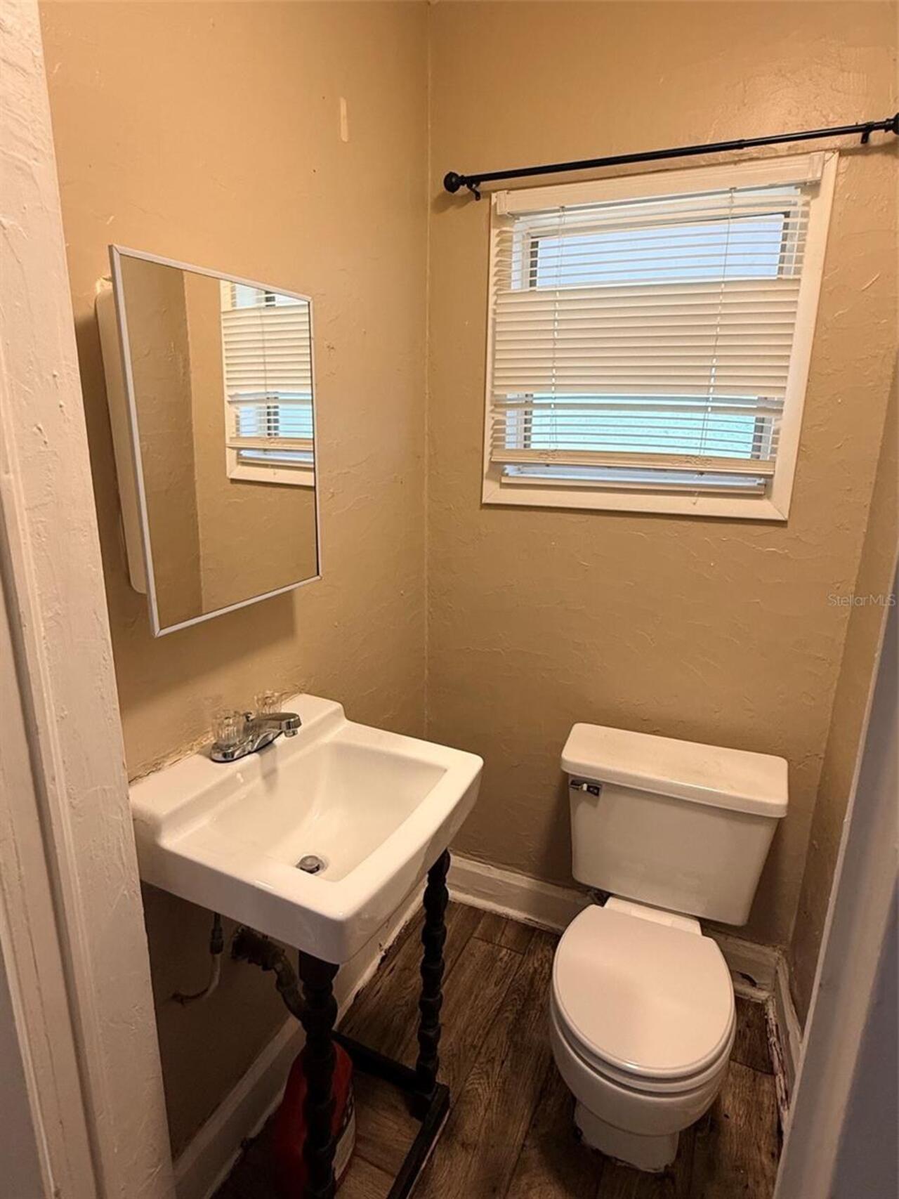 Listing Photo 10