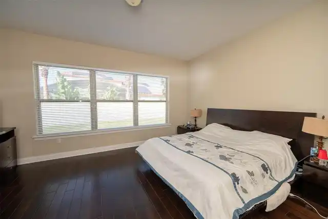 Listing Photo 37