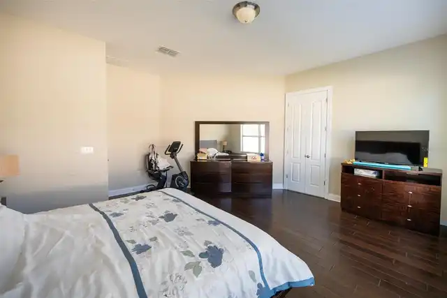 Listing Photo 38