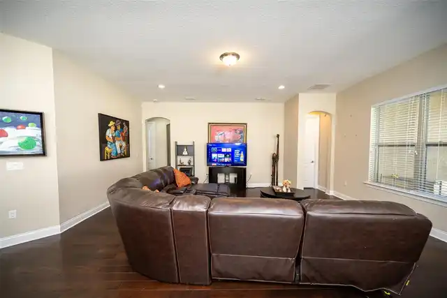 Listing Photo 42