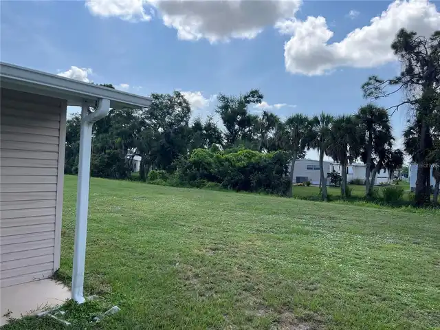 Listing Photo 6