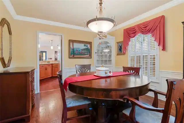 Listing Photo 8