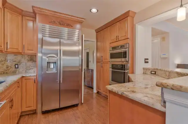 Listing Photo 17